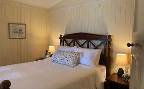 Big Fella Wines & Farmstay